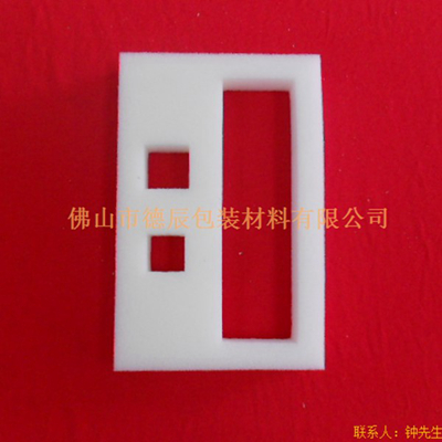 海綿內(nèi)托對各行各業(yè)產(chǎn)品起到絕緣、密封、防震、防塵、填充、隔音、固定，能夠保護(hù)包裝產(chǎn)品在運輸過程中安然無恙，起到保護(hù)產(chǎn)品的一個作用，同時可以美化產(chǎn)品，提升產(chǎn)品檔次。
3海綿內(nèi)托適用范圍
